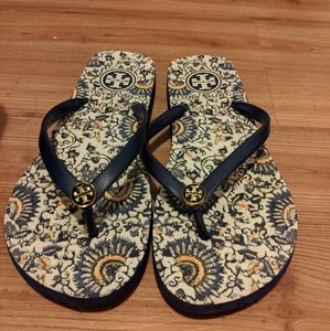 Tory Burch flip flops size 6